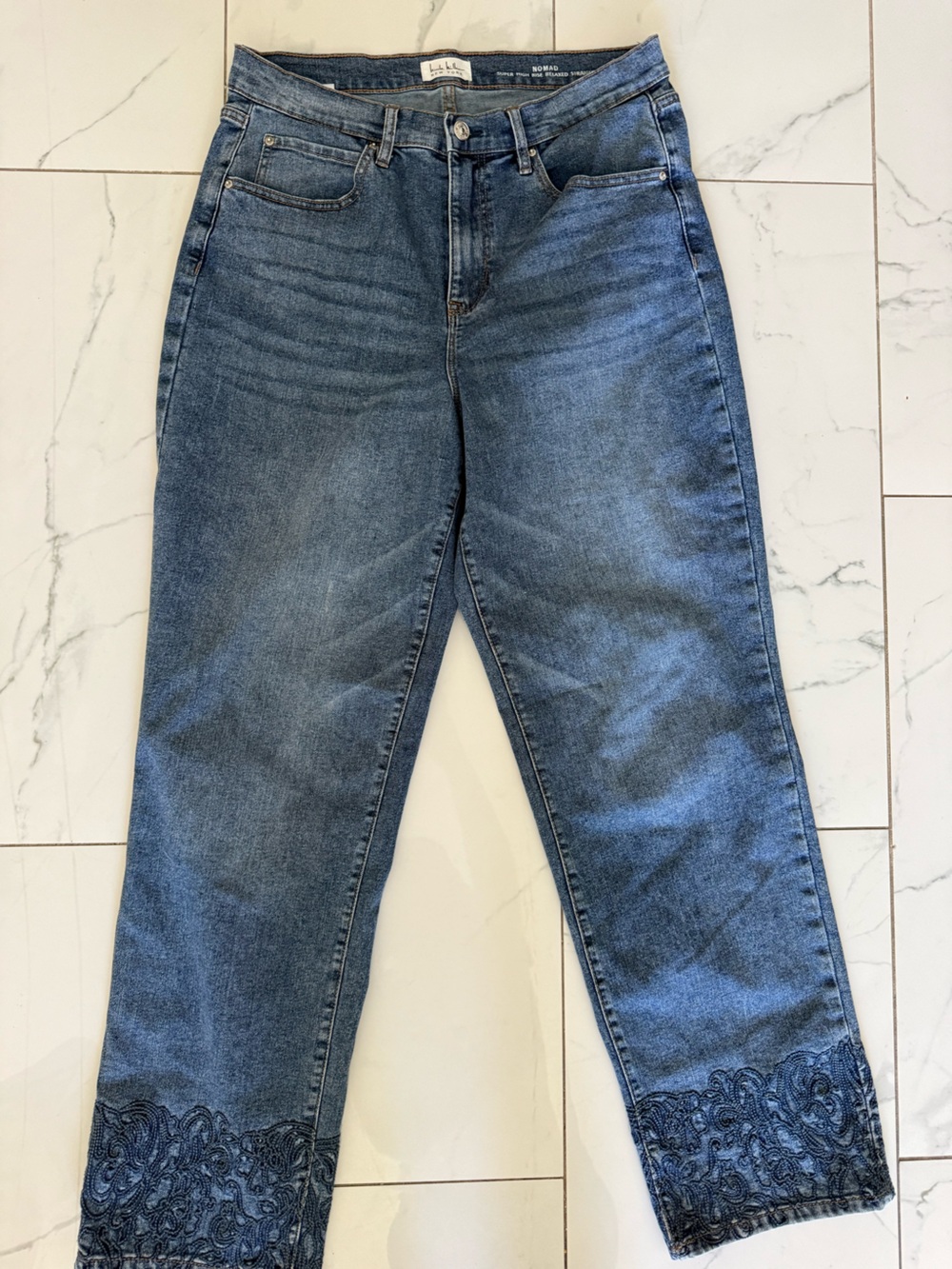 Nomad Straight-Leg Blue Jeans with Embroidered Hem